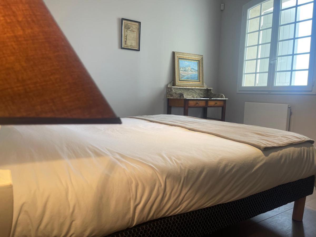 Domaine Des Peyries - Chambres Et Table D'Hotes Saint-Barthelemy-d'Agenais Kültér fotó